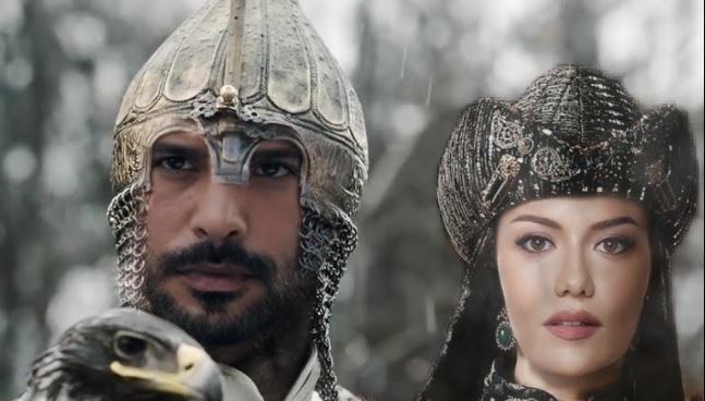 Alparslan dizisinde heyecan yüksek, Barış Arduç ve Fahriye Evcen hayranları iş başı yaptı!
