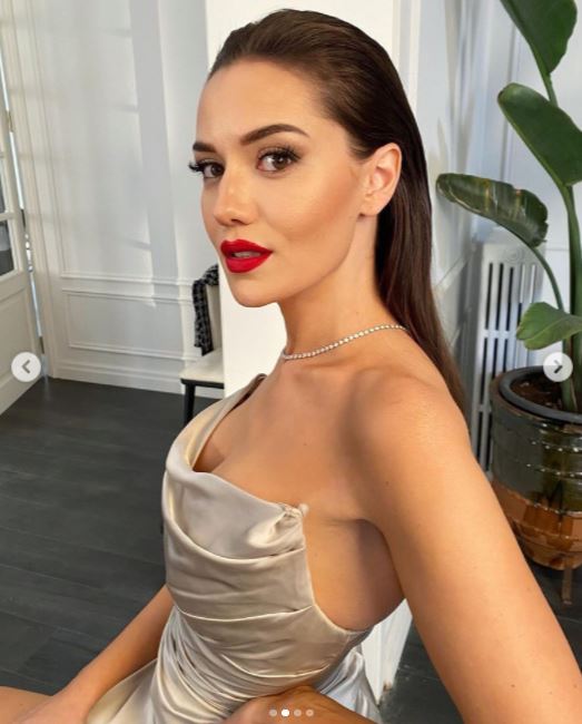 Alparslan dizisinde heyecan yüksek, Barış Arduç ve Fahriye Evcen hayranları iş başı yaptı! 3
