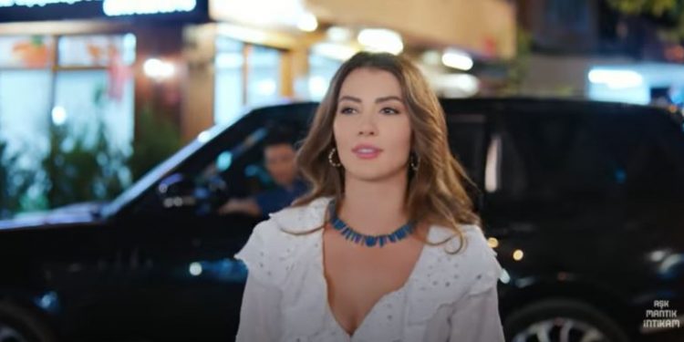 Aşk Mantık İntikam harika, Burcu Özberk yine başardı!