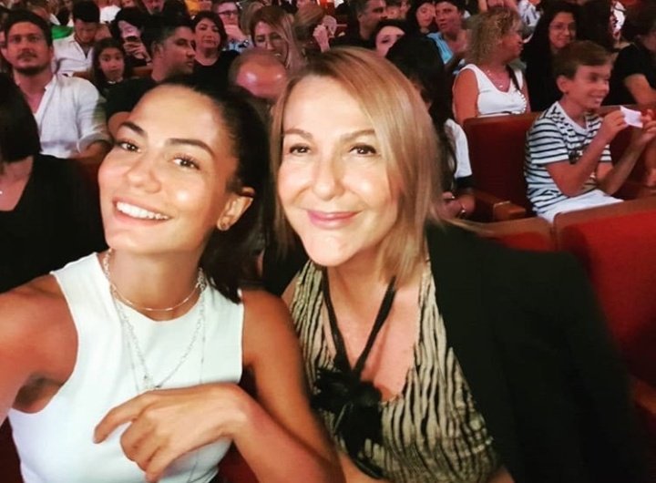 Demet Özdemir'in başarısının altında Sumru Yavrucuk'un çok katkısı var! 1